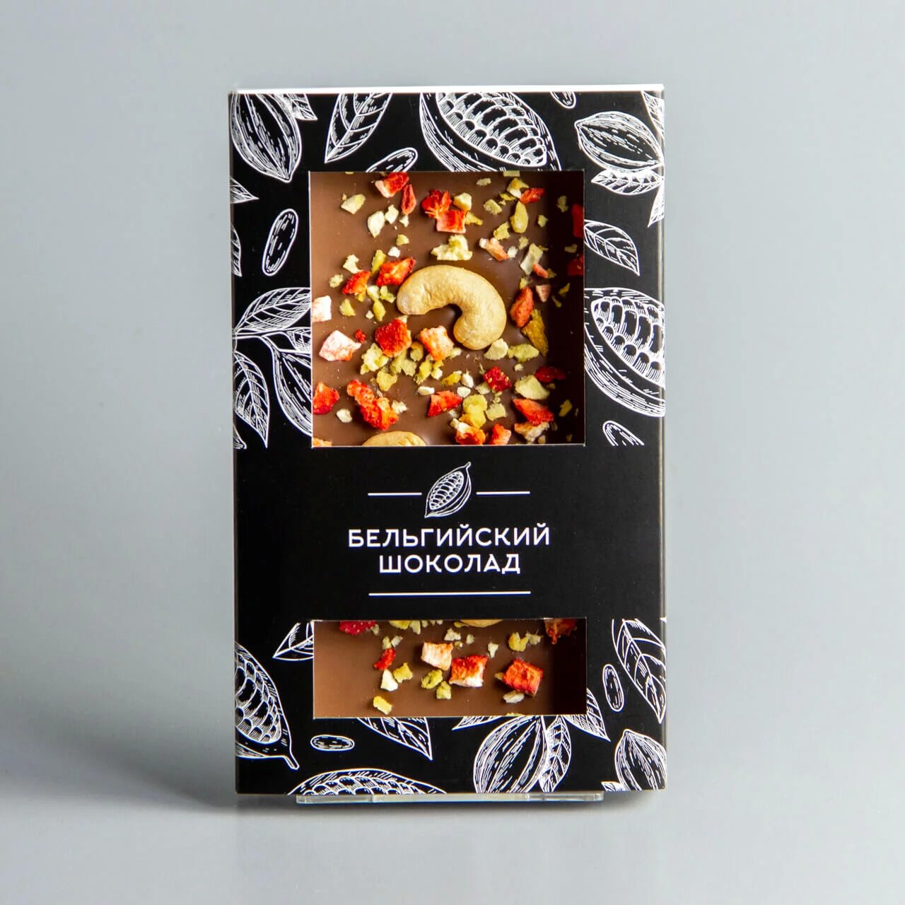 Темный бельгийский шоколад Манго, клубника, жареный кешью