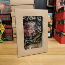 Подарочный набор 4 сорта чая и шоколад в крафт-коробке с окошком