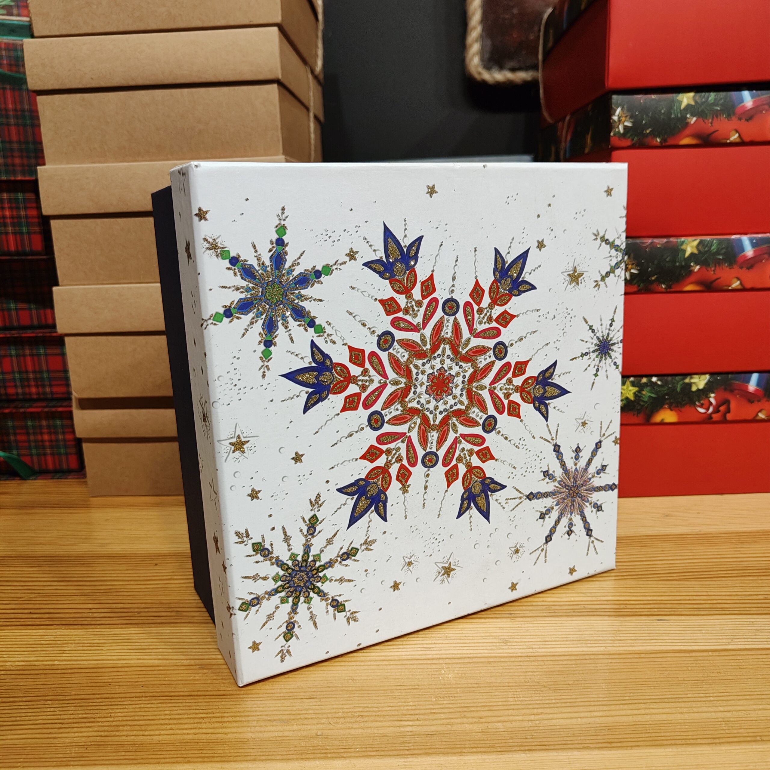 Чайный набор 6 сортов чая, бельгийский шоколад в коробке Снежинка