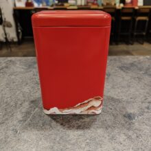 Банка Зима Красная 140*90*62 Жесть