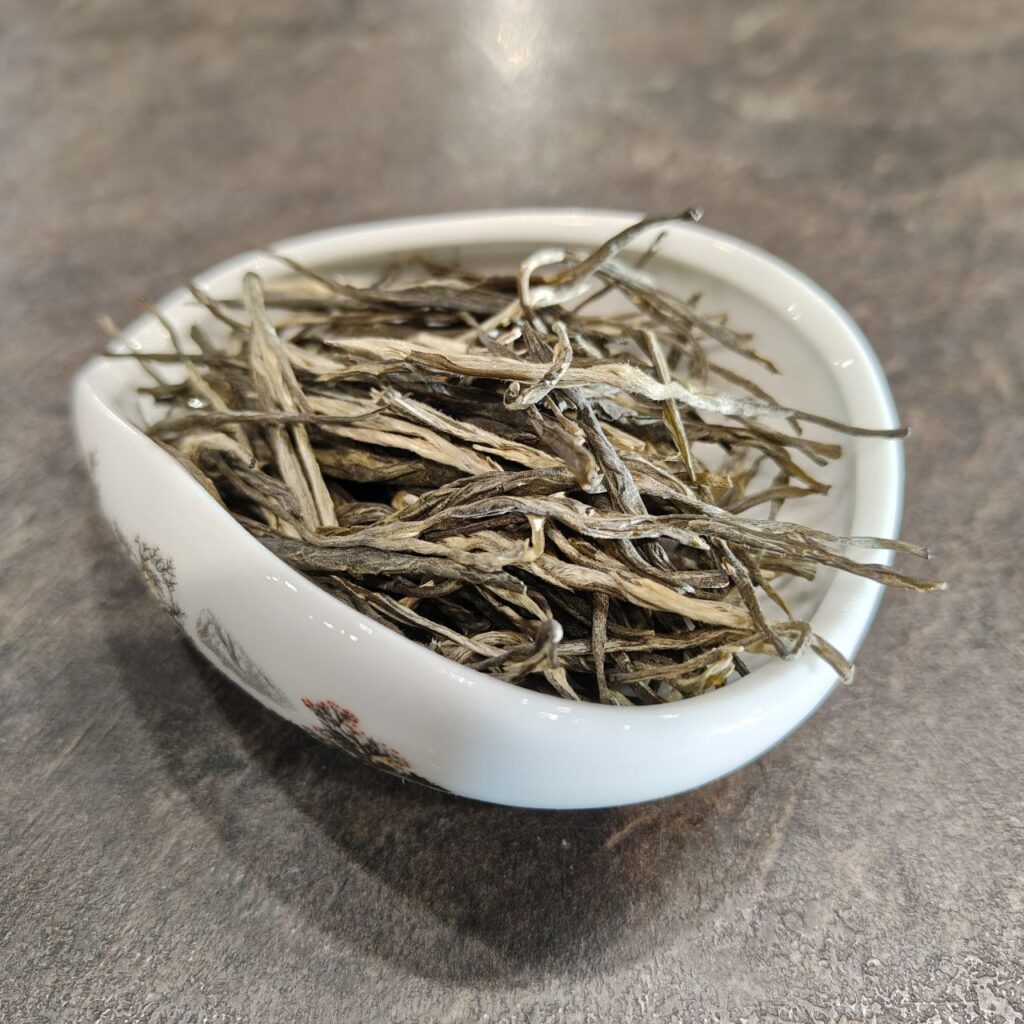 Зеленые иглы